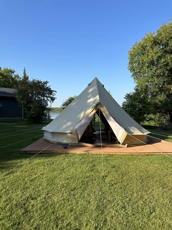 Luxury tent